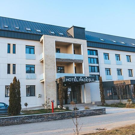 Hotel Padesul Facsád Kültér fotó